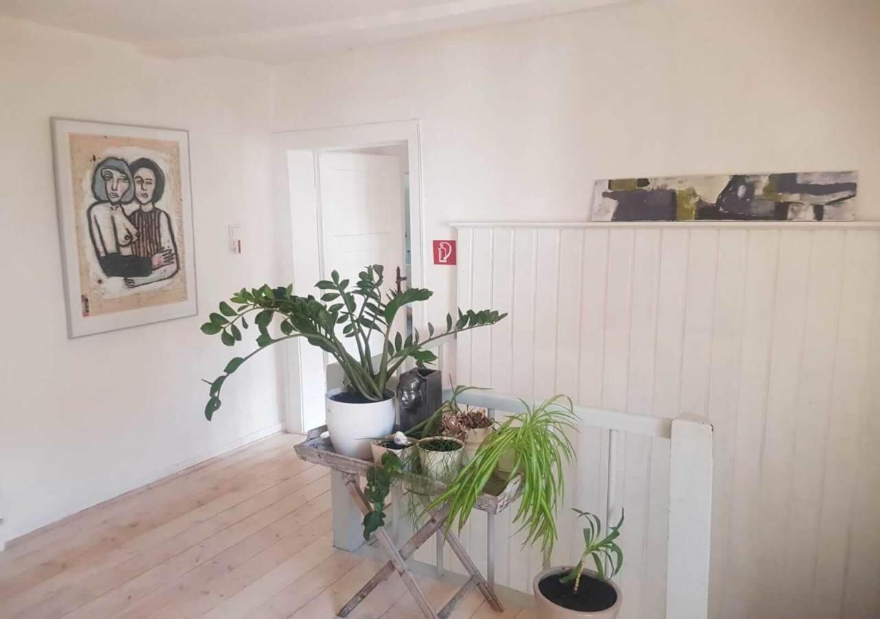 Aeltestes Haus In Quentel - Ferienwohnung 1 Mit Kleinem Garten Lichtenau Buitenkant foto